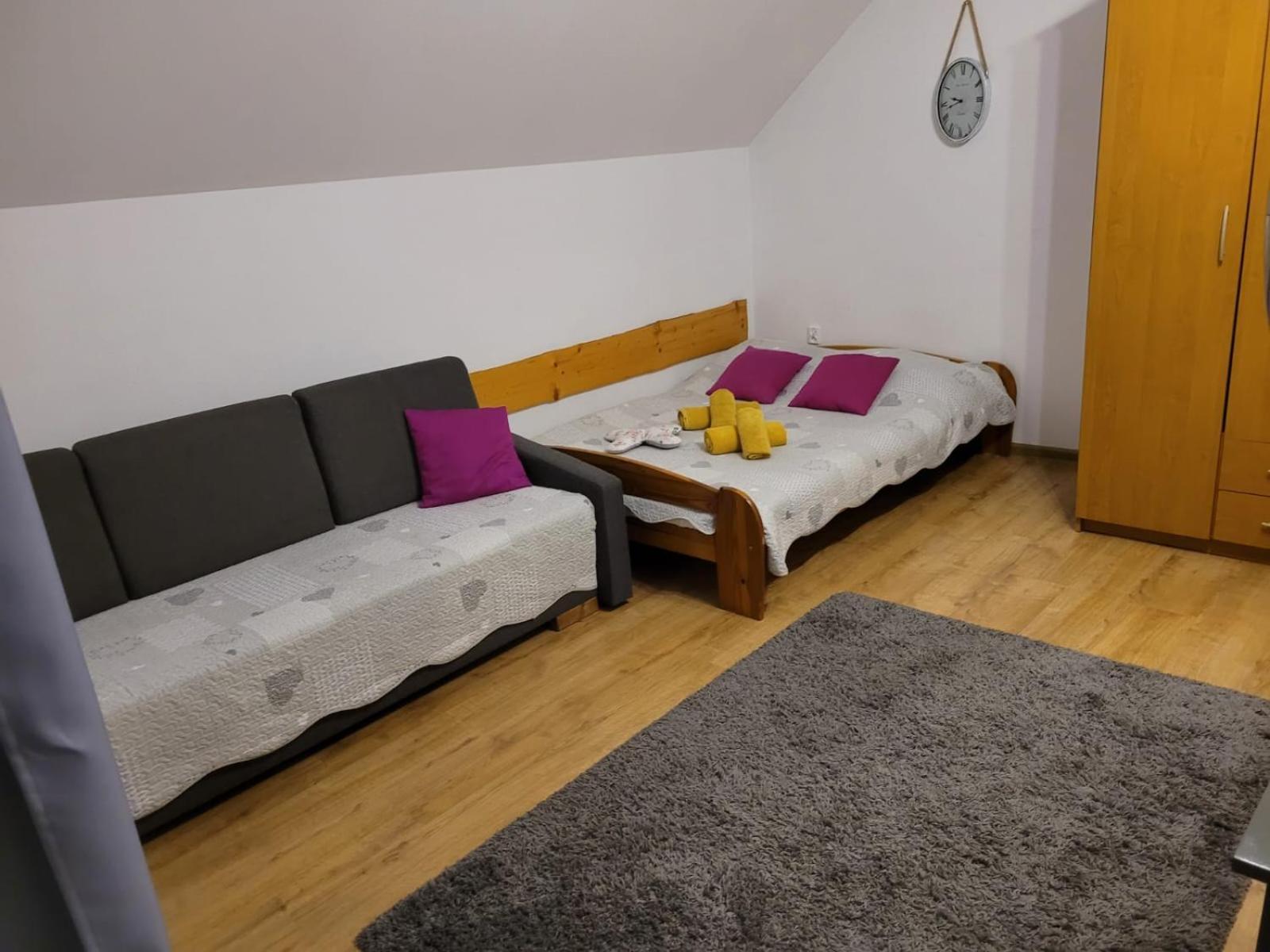 Apartamenty Grosik-bon turystyczny Krynica-Zdrój Pokój zdjęcie